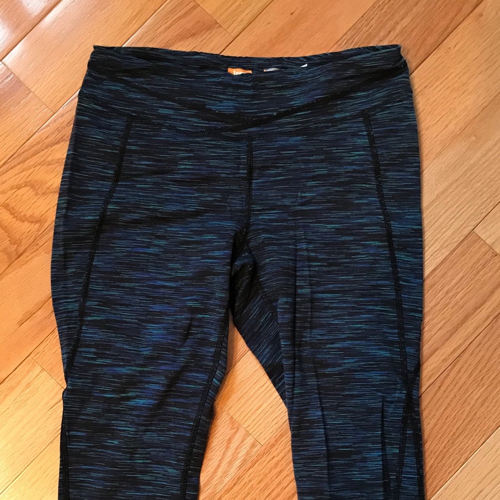 Lucy Capri Leggings